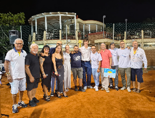 Grottammare - Oltre 1.000 euro raccolti con l’asta di beneficenza per la Fondazione Salesi